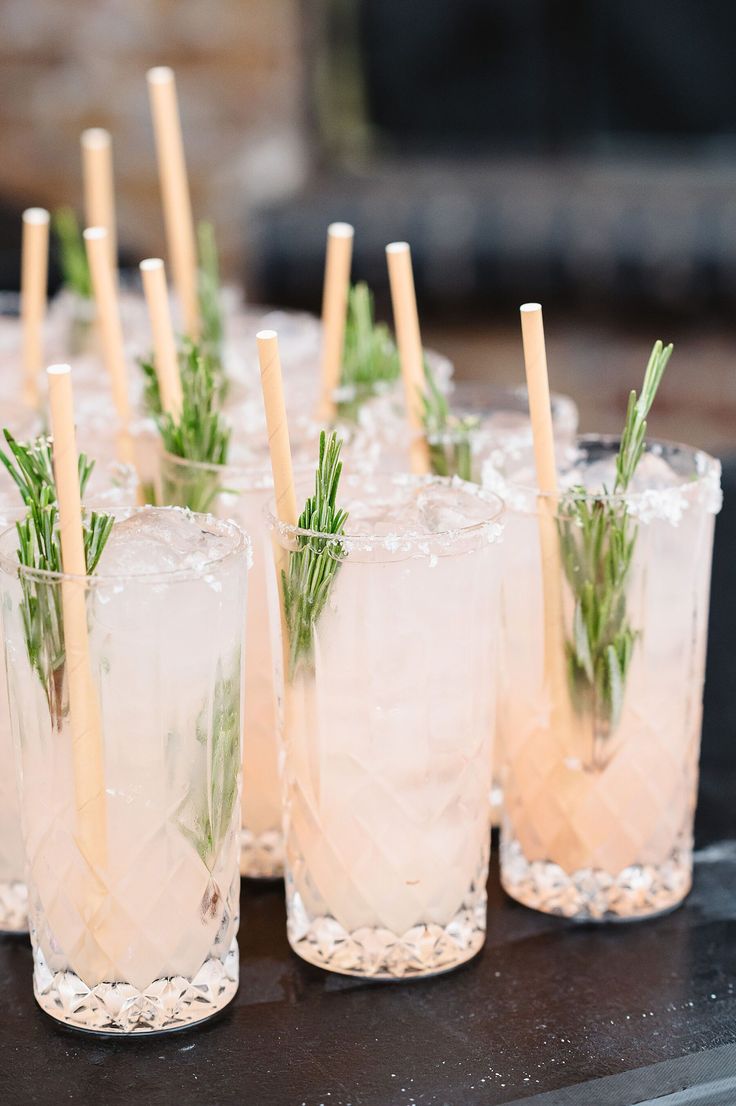 Low-ABV wedding cocktails served by Shake & Strain Bar
